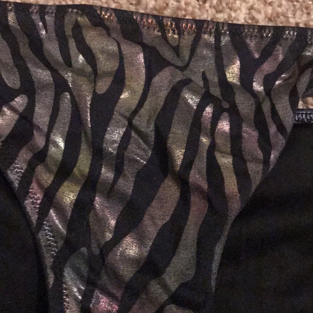 Animal print bikini - Picture 3 of 5